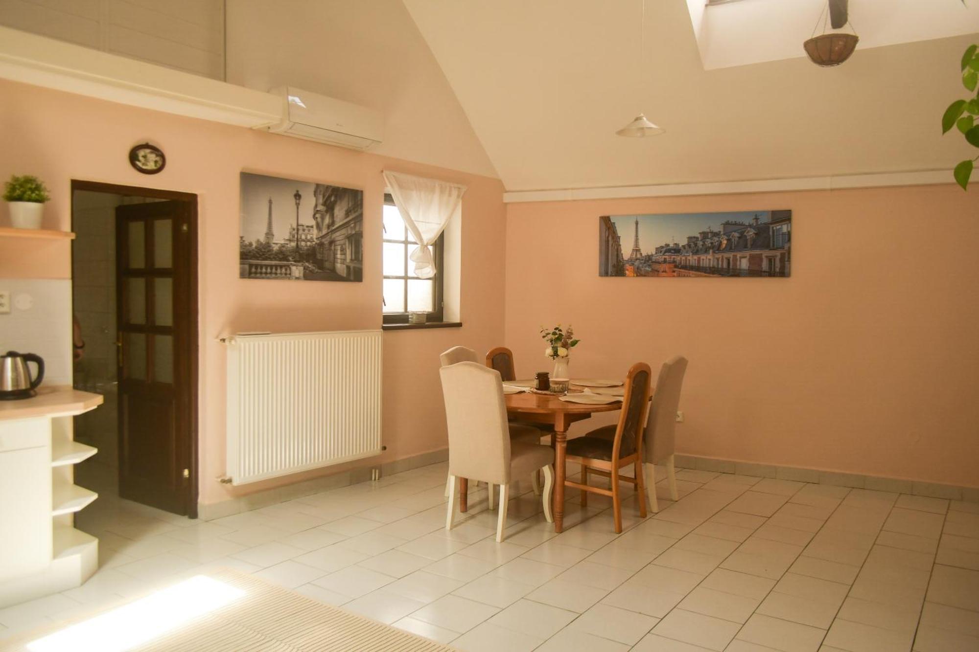 Apartman U Zamku Jindrichuv Hradec Exterior foto
